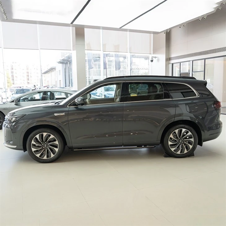 AITO M7 Hybrid Luxury SUV