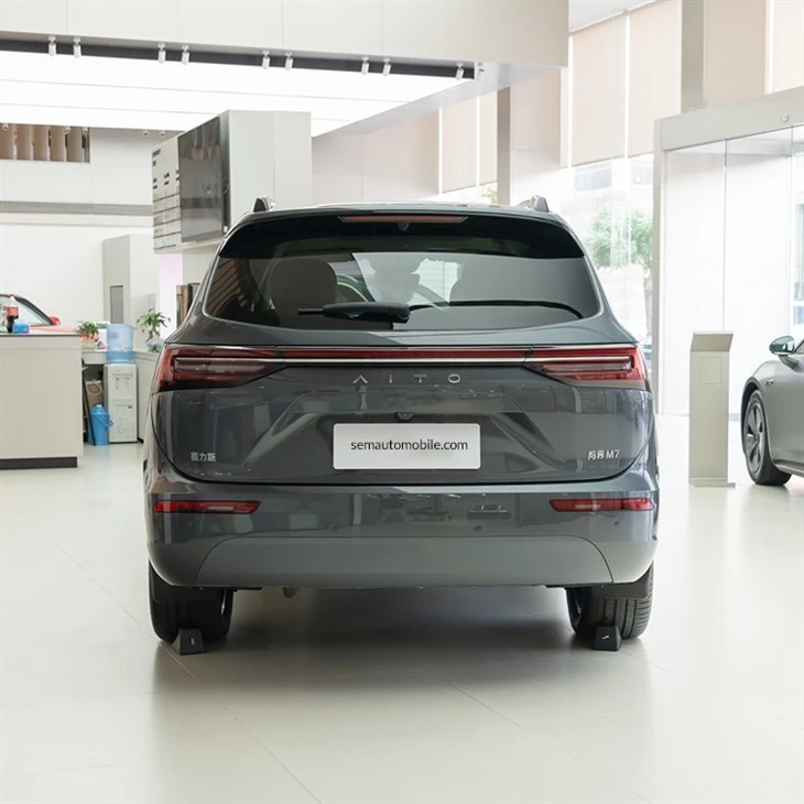 Huawei AITO M7 Hybrid SUV with Harmony OS
