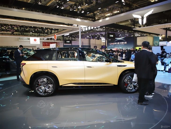 Hongqi EHS7 Electric SUV